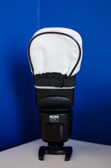 A sturdy flash diffuser