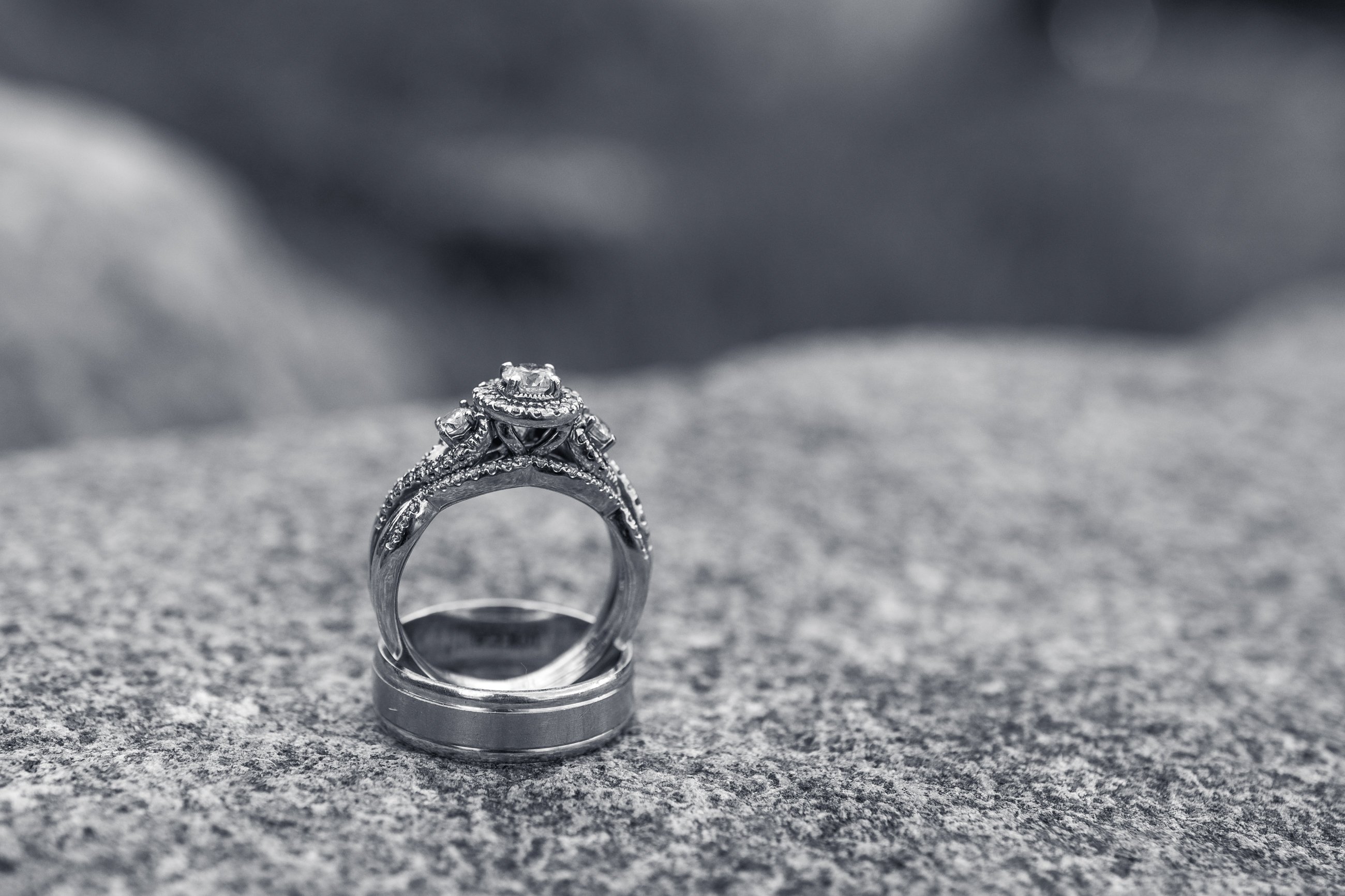 Black and White Wedding Photography (Wedding Photo Tips)