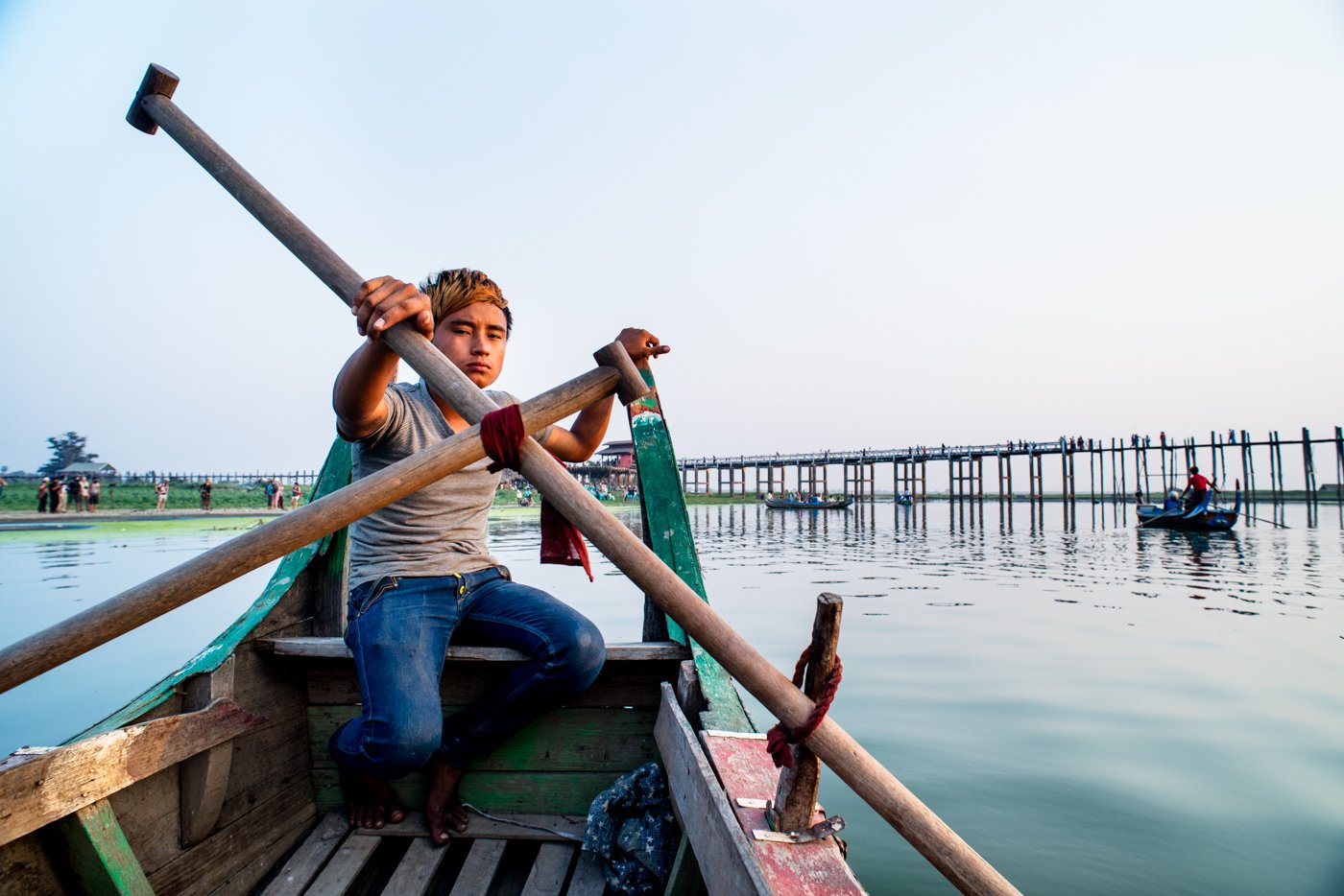 10 Tips for Better Environmental Portraits Burmese Boat Man