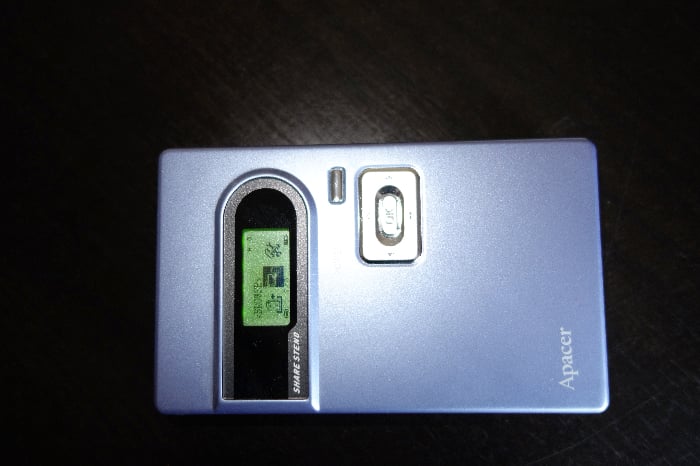 The Apacer Share Steno was one of the first standalone devices to manage and backup photos straight from the camera. Travel photography tips for best way to backup photos.