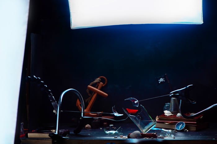 Setting up a creative exploding glass photo