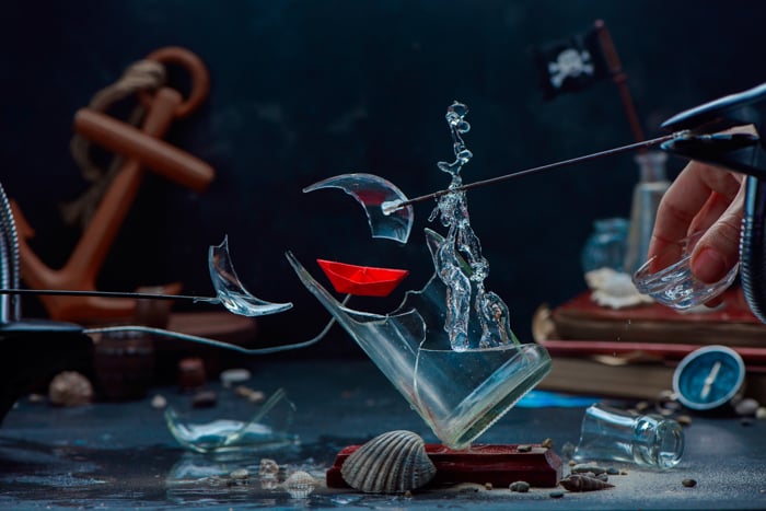 Setting up a creative exploding glass photo