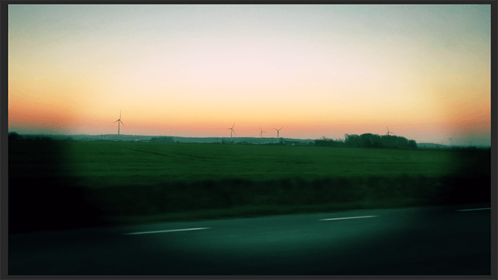 A screenshot showing how to re-create the Lomography Effect in Photoshop