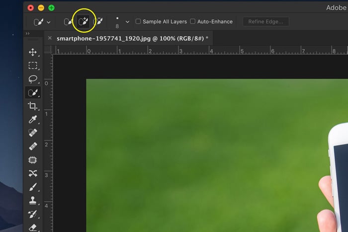 a screenshot showing how to remove background in Photoshop