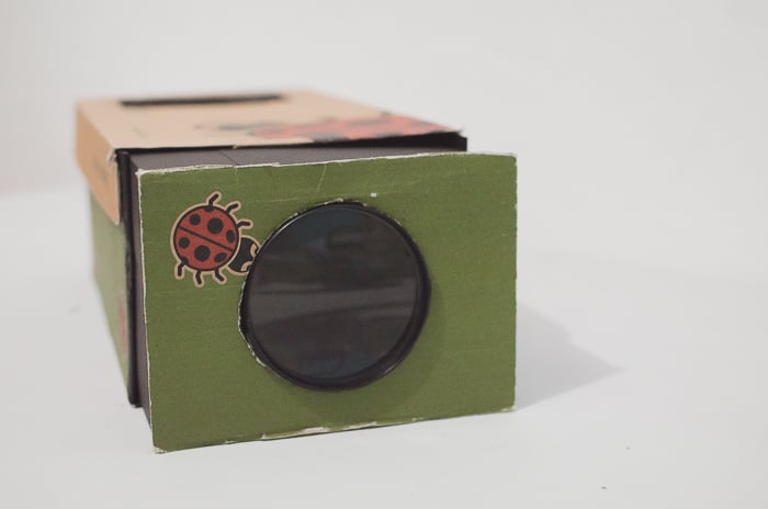 a DIY smartphone photo projector