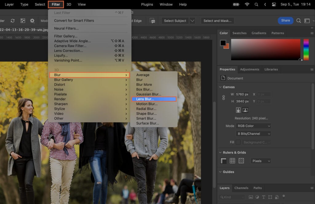 Adobe Photoshop software, with a focus on the layers panel and the use of a group for organizing objects.