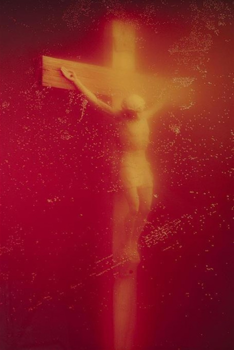 Imersões (Piss Christ) - Andrés Serrano (1987)