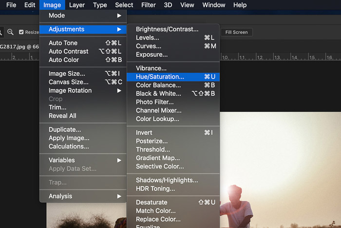 Screenshot laat zien hoe lensflare in Photoshop wordt toegevoegd-tint/verzadiging aanpassingen