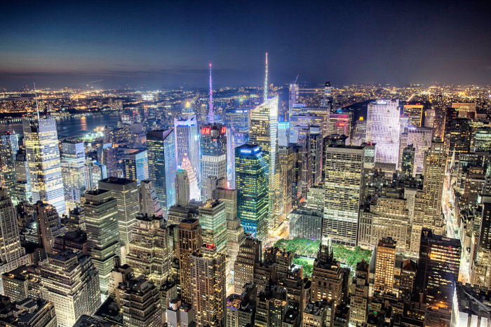 Pemandangan dari atas Empire State Building - gambar kota new york