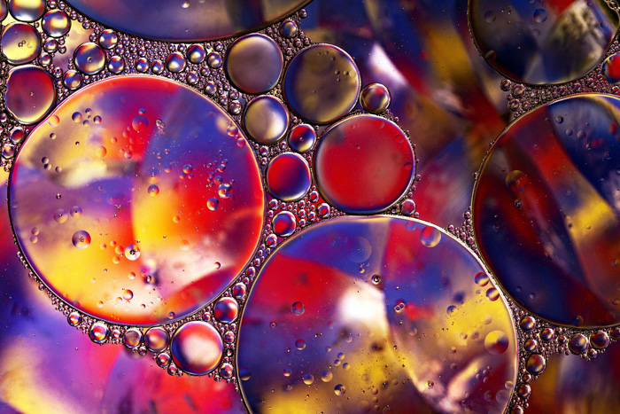 How to Create Amazing Abstract  Oil  and Water  Photography 